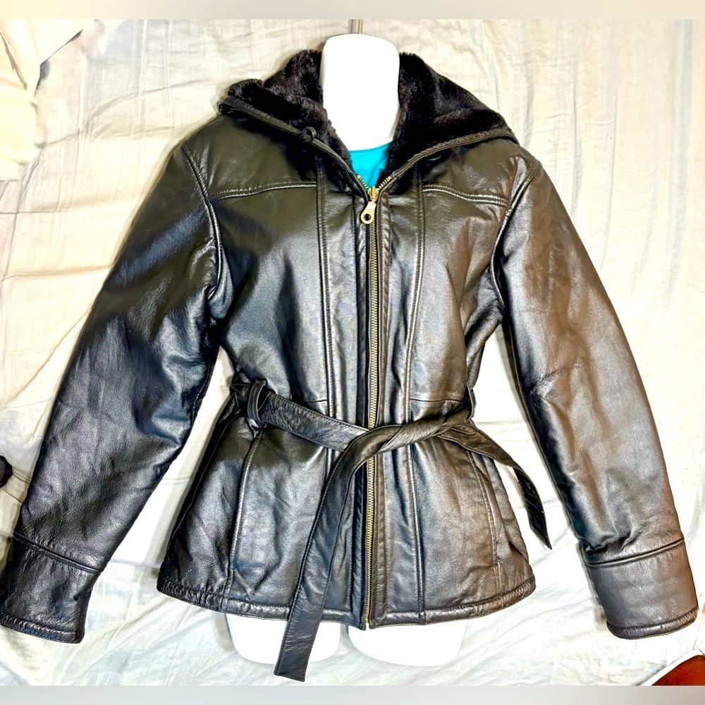 Wilson Leather Jacket with soft faux fur lining hooded, 2 pockets zipper belt XS